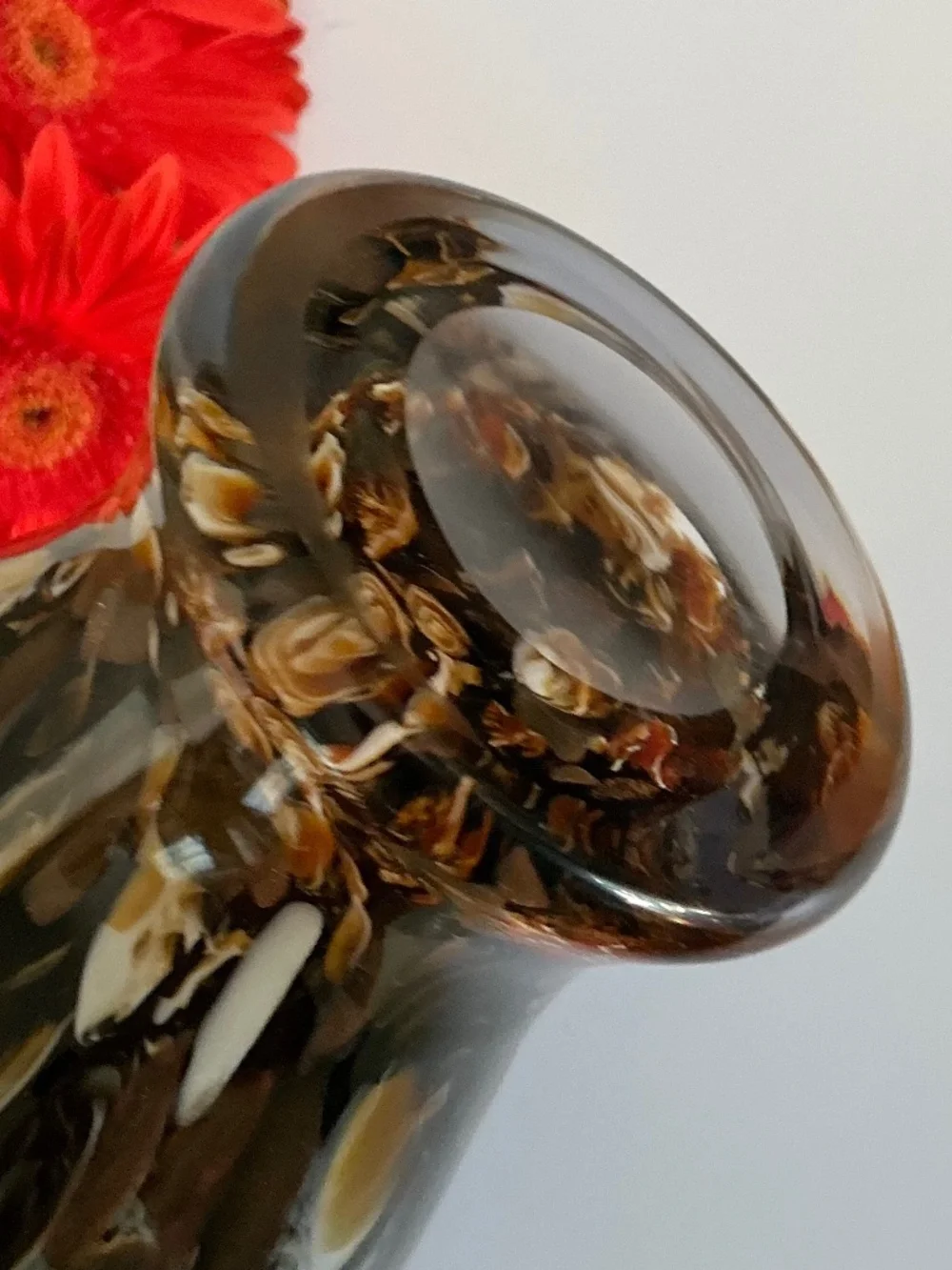 New Stunning Hand-Blown Art Glass Vase Charcoal Amber Black Tortoiseshell Shell
